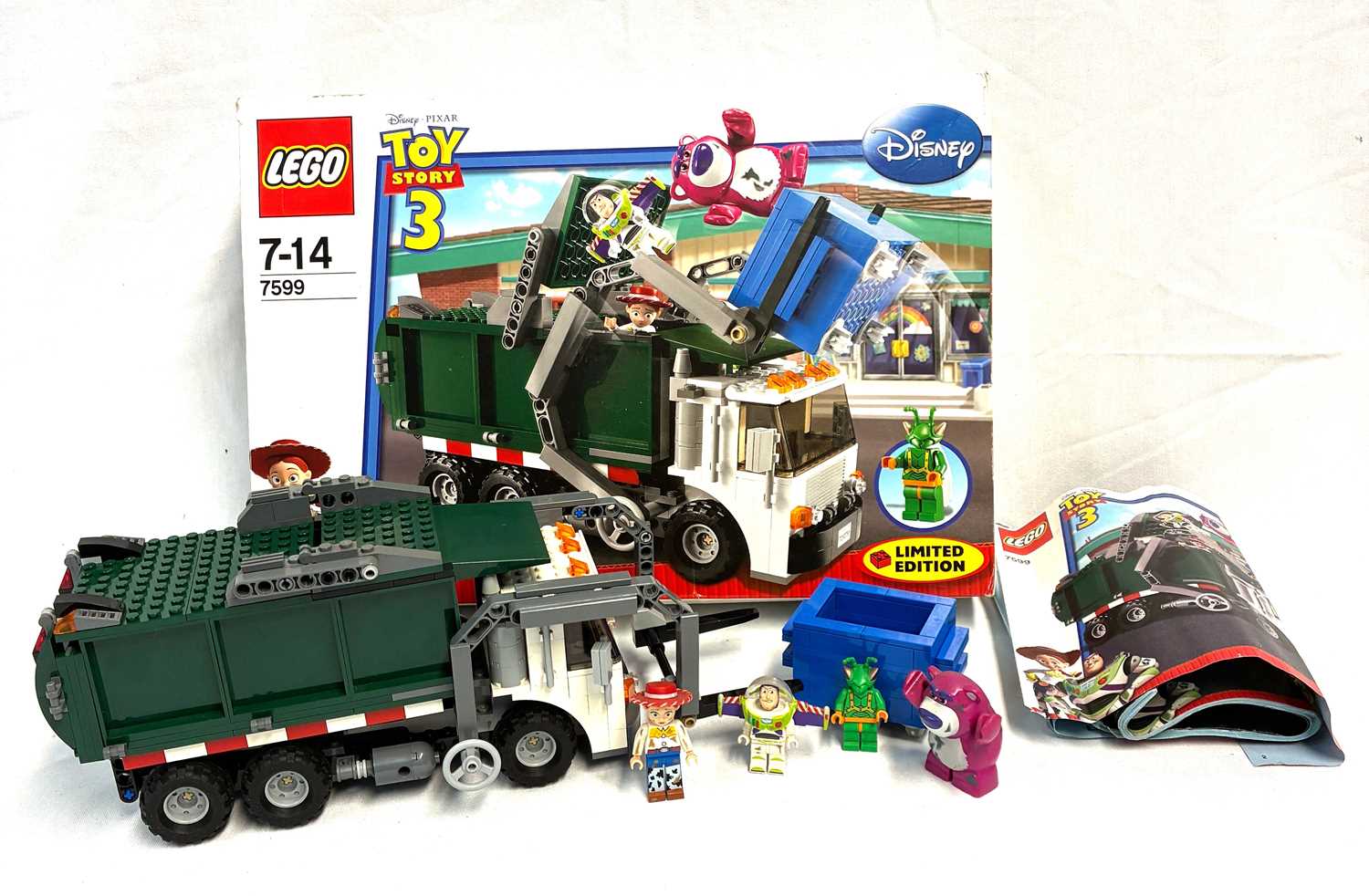 Lot 6 - Lego Toy Story 3 set number 7599 Garbage Truck Getaway MIB complete