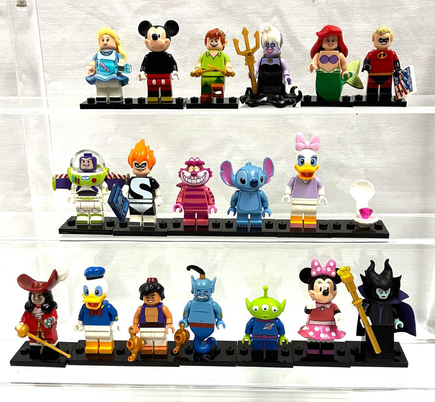 Lot 19 - Lego Disney Series 1 Mini Figures x 18 (full set)