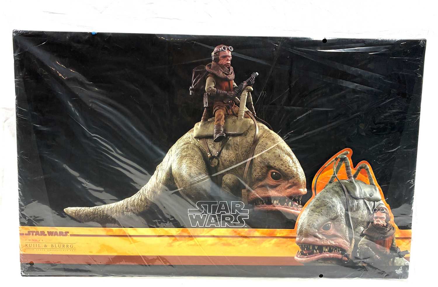 Lot 55 - Hot Toys Star Wars Kuiil & Blurrg TMS049 1/6th scale figure set MISP