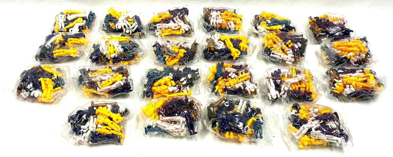 Lot 41 - Bluebird vintage Manta Force figure factory Over Stock packs x 20 MISB