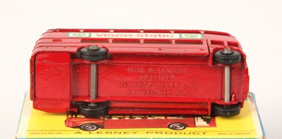 Lot 47 - Matchbox Regular Wheels 5d London Routemaster Bus "BP Visco-static" Decals + RARE TYPE F2 BOX