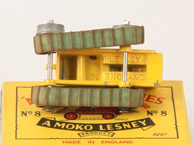 Lot 66 - Matchbox Regular Wheels 8a Caterpillar Tractor - Stannard Code 4 RARE PALE YELLOW WITH RED DRIVER