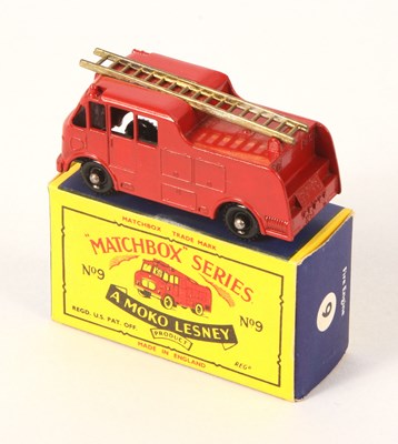 Lot 82 - Matchbox Regular Wheels 9c Merryweather Marquis Fire Engine Stannard Code 8