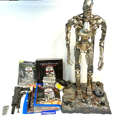Lot 309 - Hachette The Terminator Build the T-800 1:2 scale model (fully assembled) 95cm tall