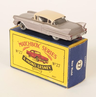 Lot 92 - Matchbox Regular Wheels 27c Cadillac Sixty Special - Stannard Code 6
