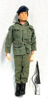 Lot 72 - Palitoy vintage Action Man Action Soldier (1970) Flock Head brown Hair MIB