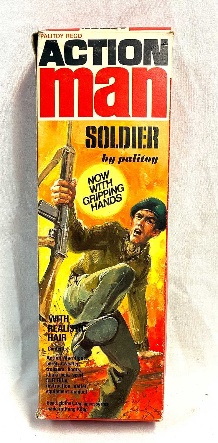 Lot 78 - Palitoy vintage Action Man Soldier (1973) Flock Head brown Hair, Gripping Hands MIB