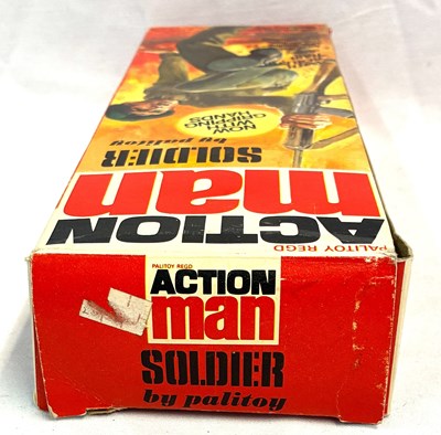 Lot 78 - Palitoy vintage Action Man Soldier (1973) Flock Head brown Hair, Gripping Hands MIB