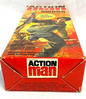 Lot 78 - Palitoy vintage Action Man Soldier (1973) Flock Head brown Hair, Gripping Hands MIB